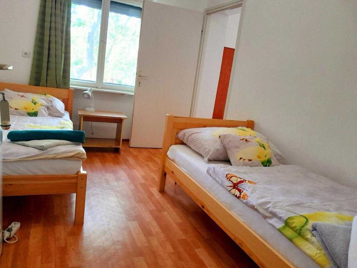 Boglar-Coop Ueduelo Aparthotel Balatonboglár Exteriör bild